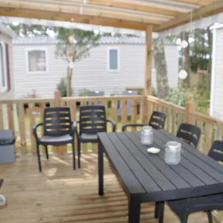 Campsite Mobilhome Cote Landaise Les Dunes De Contis 4