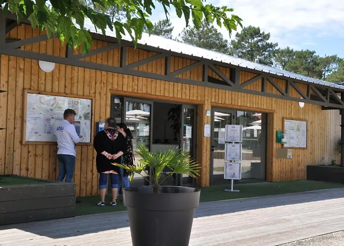Mobilhome Cote Landaise Les Dunes De Contis 4 مكان تخييم